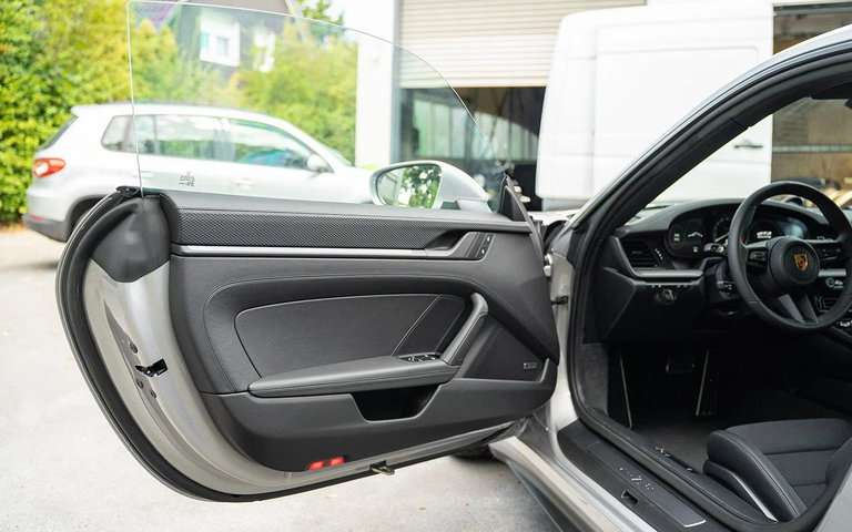 Porsche 992 GT3 Touring