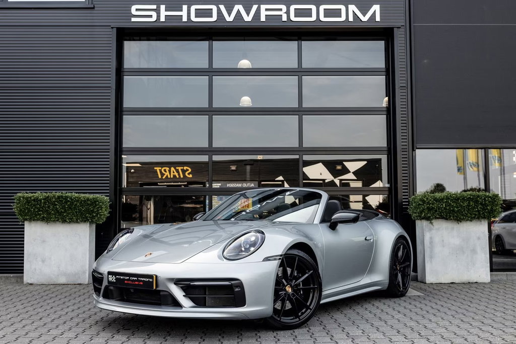 Porsche 992 Carrera 4S