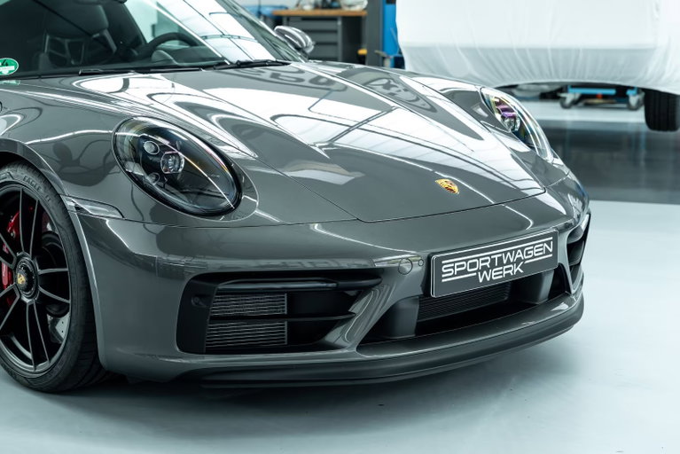 Porsche 992 Carrera GTS