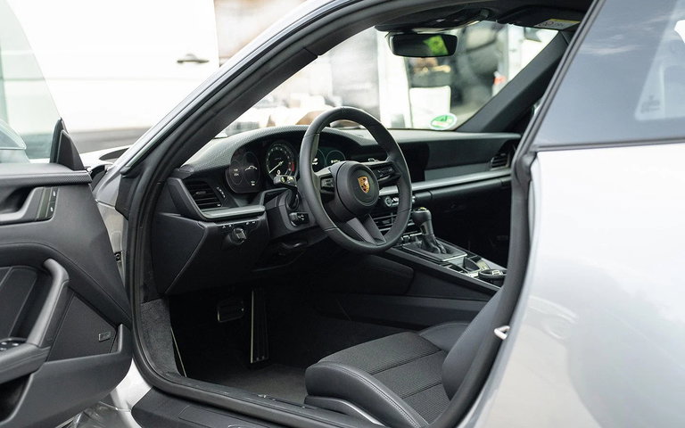 Porsche 992 GT3 Touring