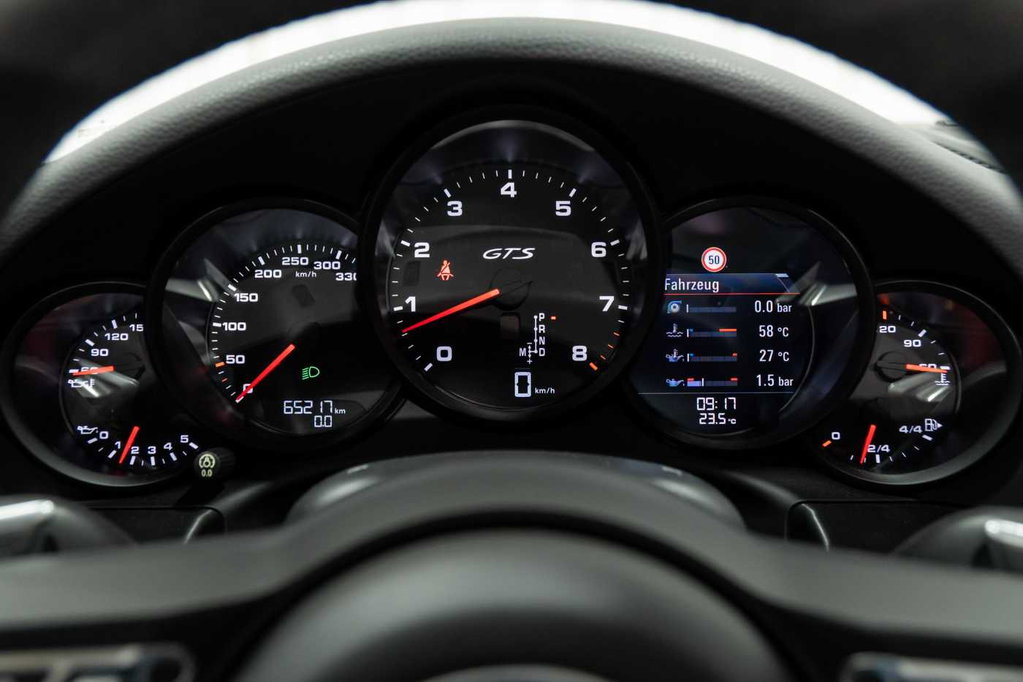 Porsche 991.2 Carrera GTS