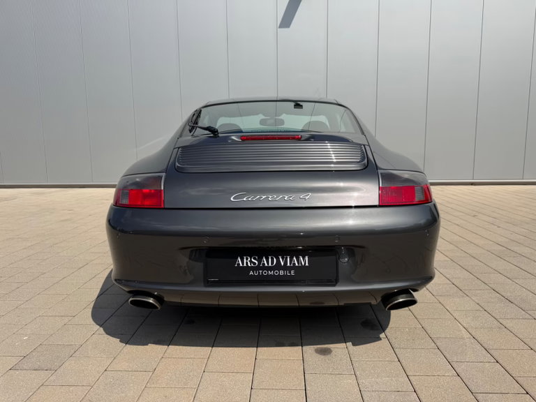 Porsche 996.2 Carrera 4