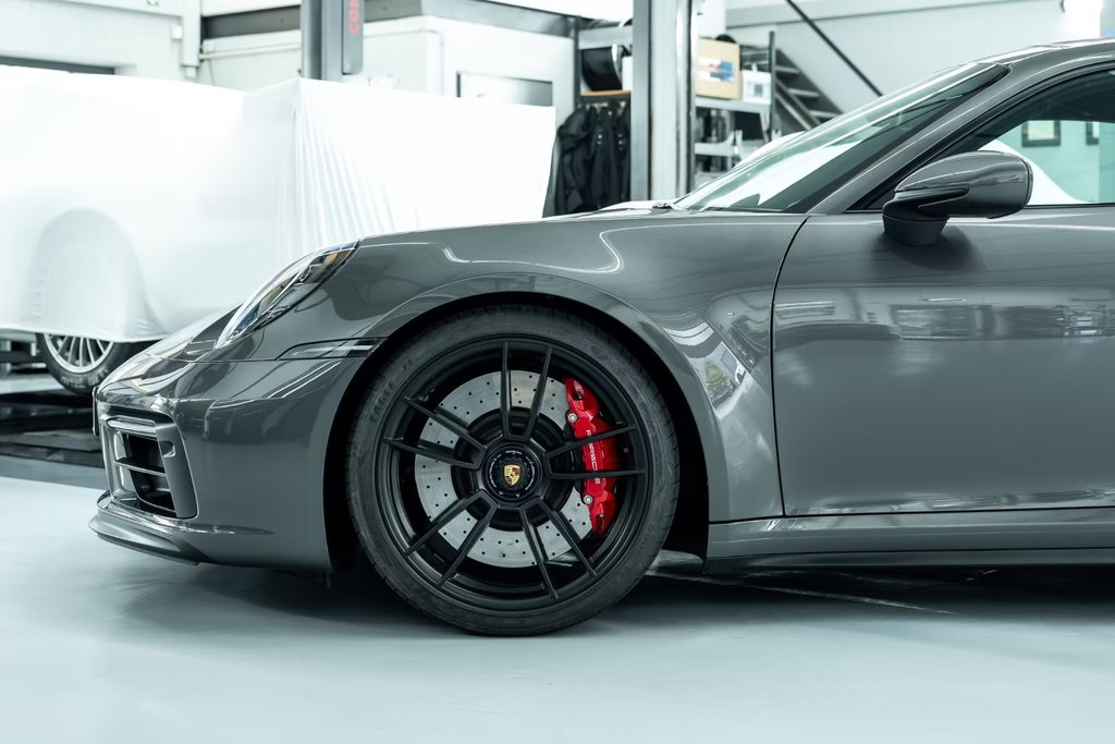 Porsche 992 Carrera GTS