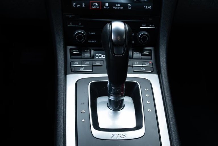 Porsche 718 Cayman