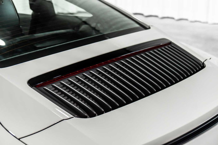 Porsche 991.2 Carrera GTS