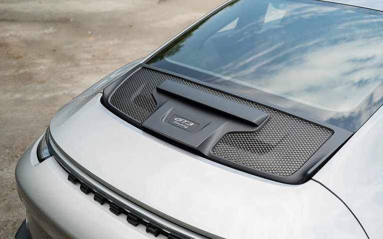 Porsche 992 GT3 Touring