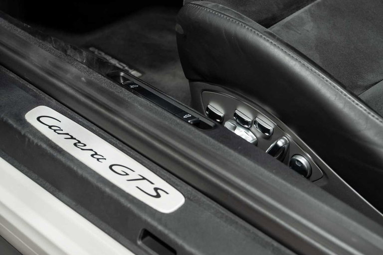 Porsche 991.2 Carrera GTS