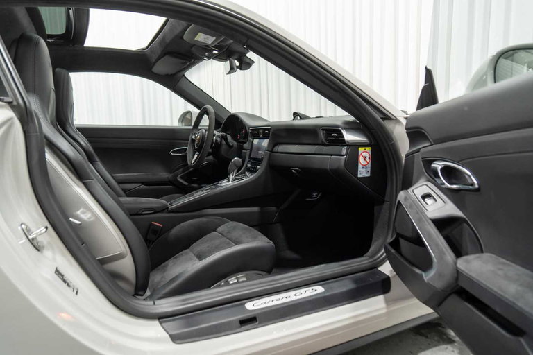Porsche 991.2 Carrera GTS