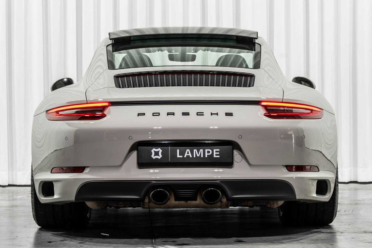 Porsche 991.2 Carrera GTS