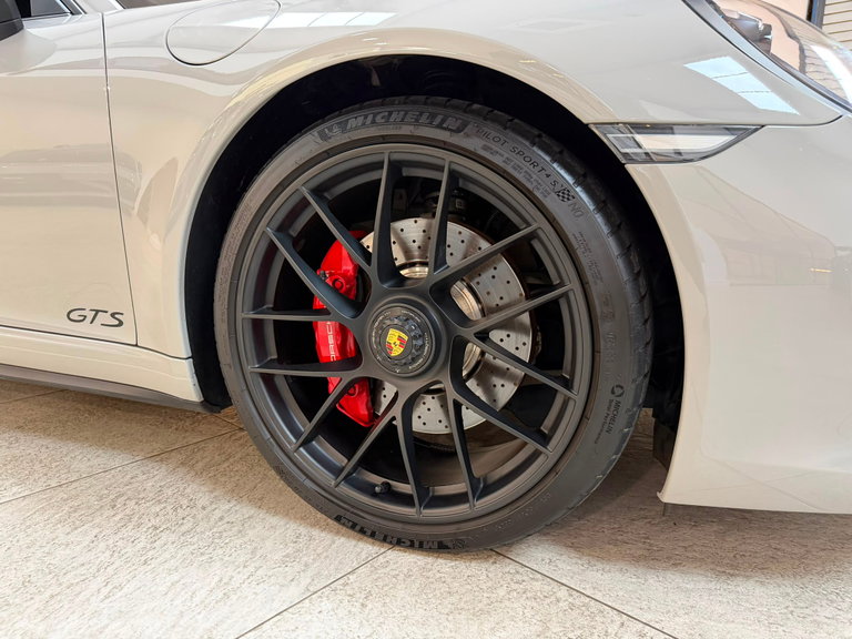 Porsche 991.2 Carrera 4 GTS
