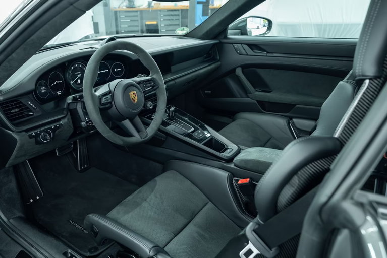 Porsche 992 Carrera GTS