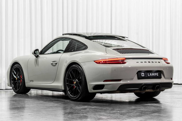 Porsche 991.2 Carrera GTS