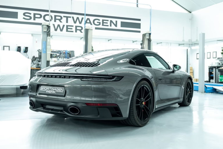 Porsche 992 Carrera GTS