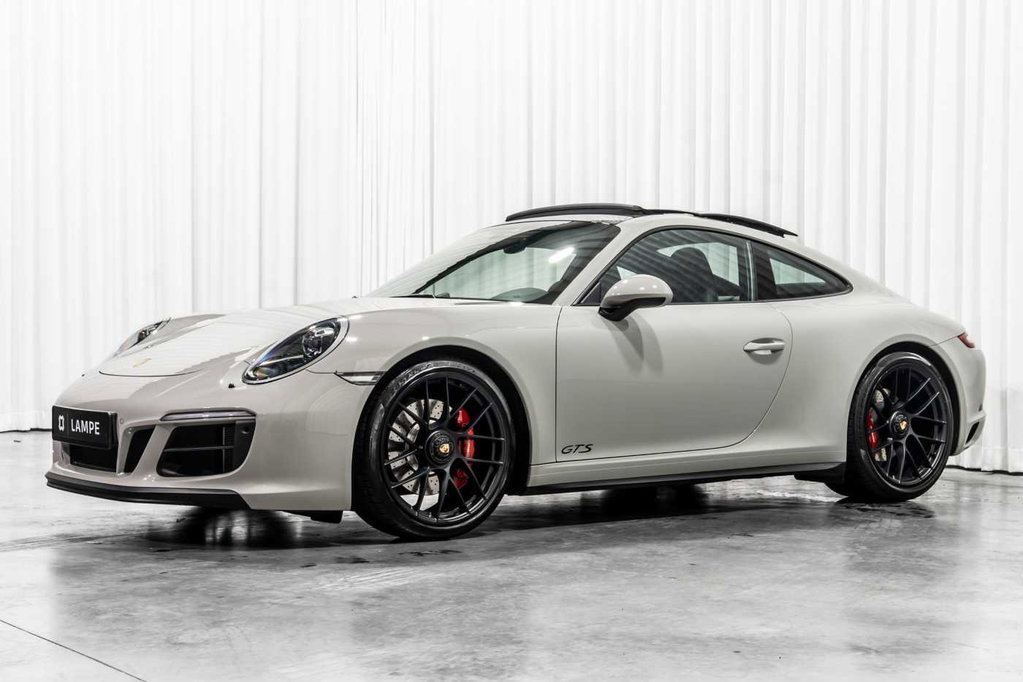 Porsche 991.2 Carrera GTS