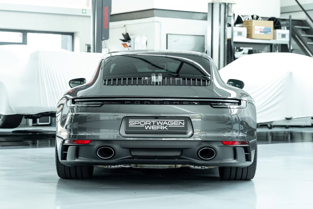 Porsche 992 Carrera GTS