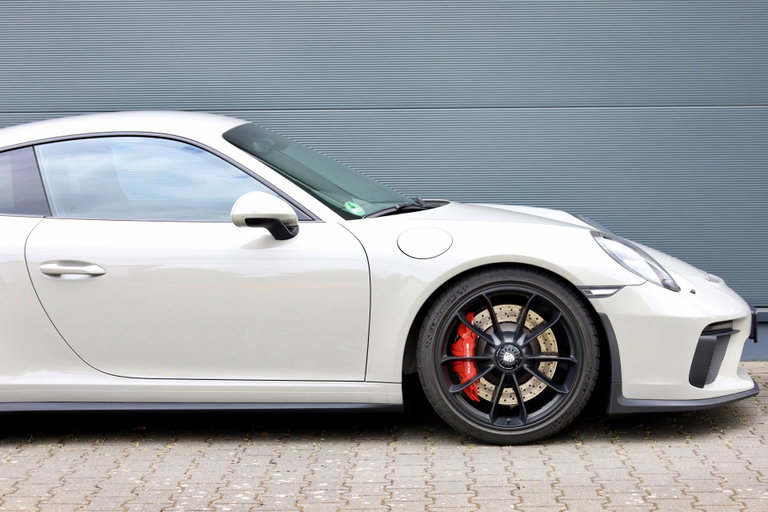 Porsche 991.2 GT3 Touring
