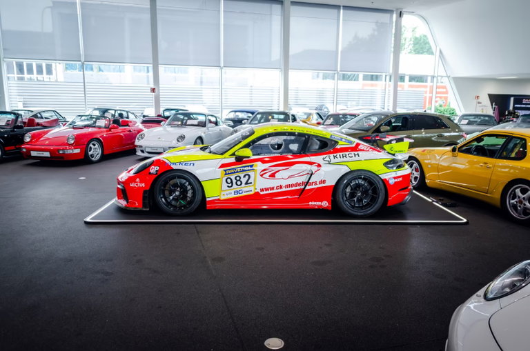 Porsche 718 Cayman GT4 Clubsport