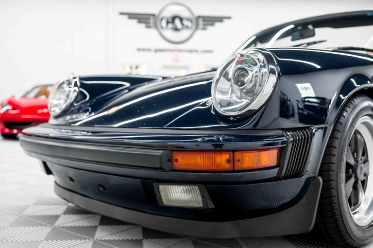 Porsche 911 Carrera 3.2