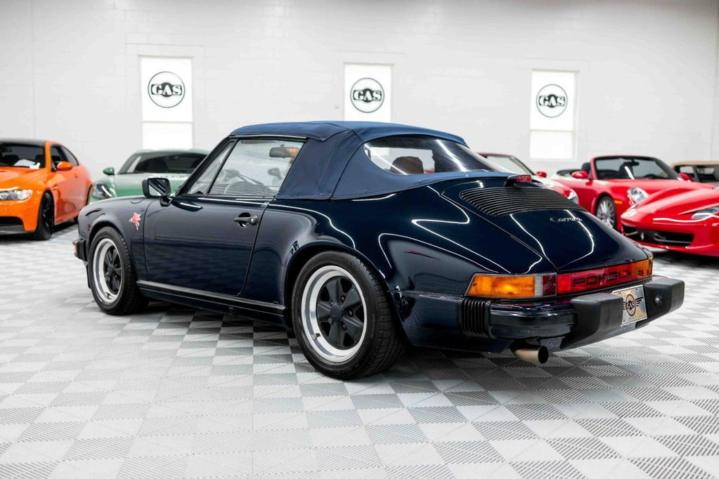 Porsche 911 Carrera 3.2