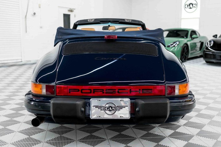 Porsche 911 Carrera 3.2