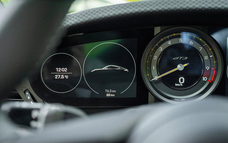 Porsche 992 GT3 Touring