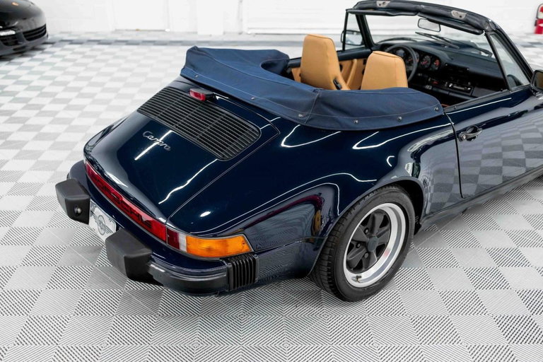 Porsche 911 Carrera 3.2