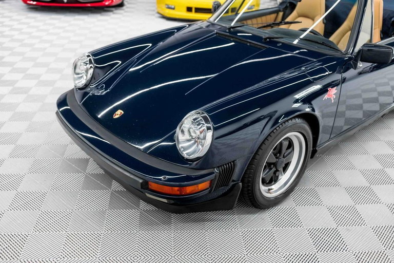 Porsche 911 Carrera 3.2