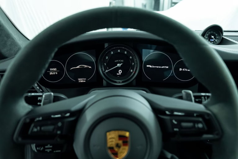 Porsche 992 Carrera GTS