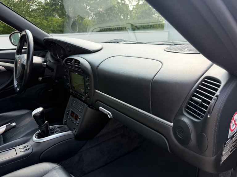 Porsche 996.2 Carrera 4