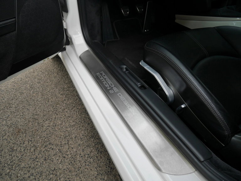 Porsche 987 Boxster S “Porsche Design Edition 2”