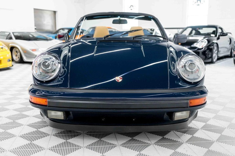 Porsche 911 Carrera 3.2