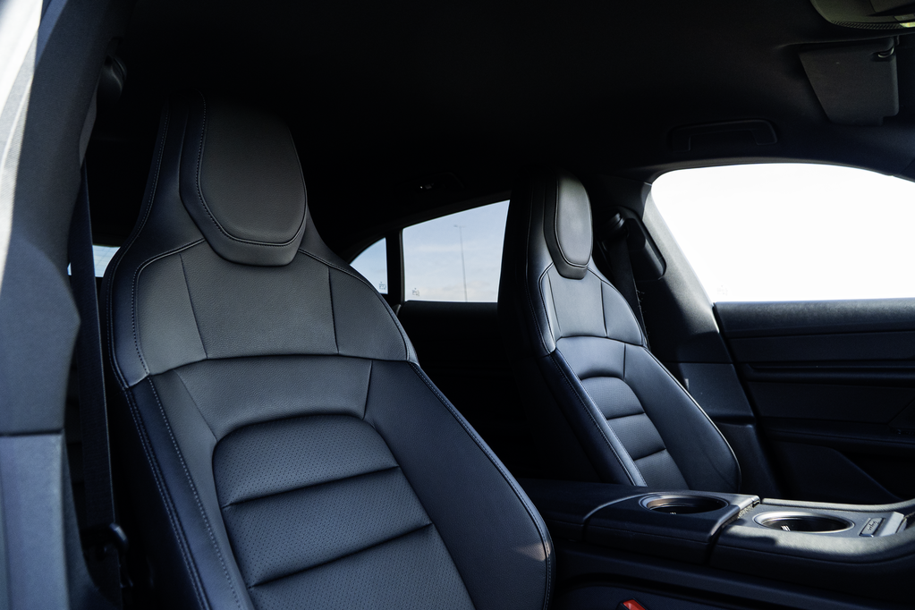 Porsche Taycan 4 Cross Turismo