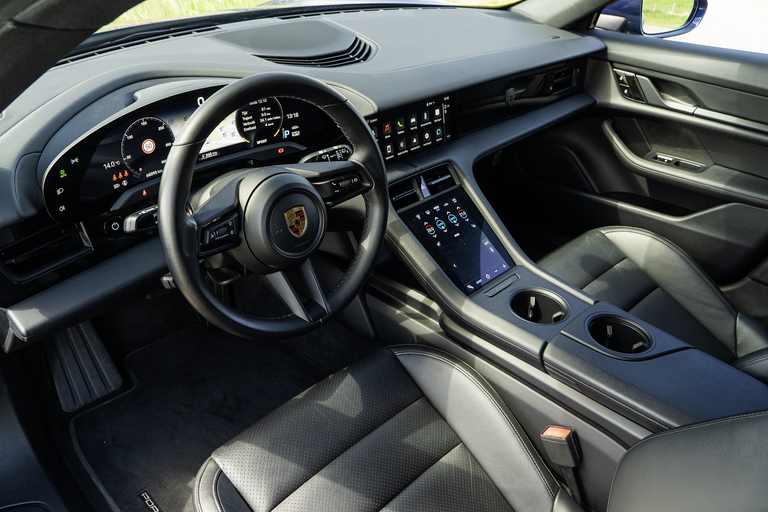 Porsche Taycan 4 Cross Turismo