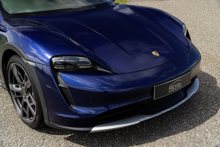 Porsche Taycan 4 Cross Turismo