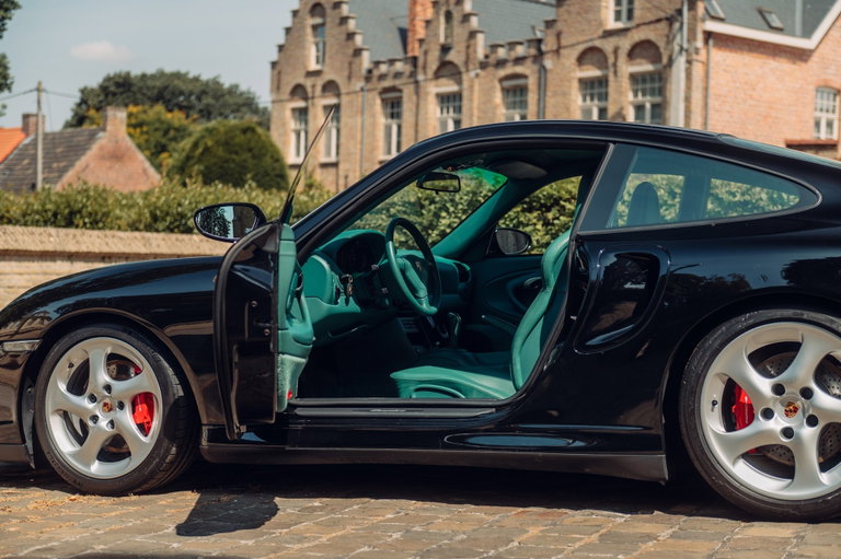 Porsche 996 Turbo
