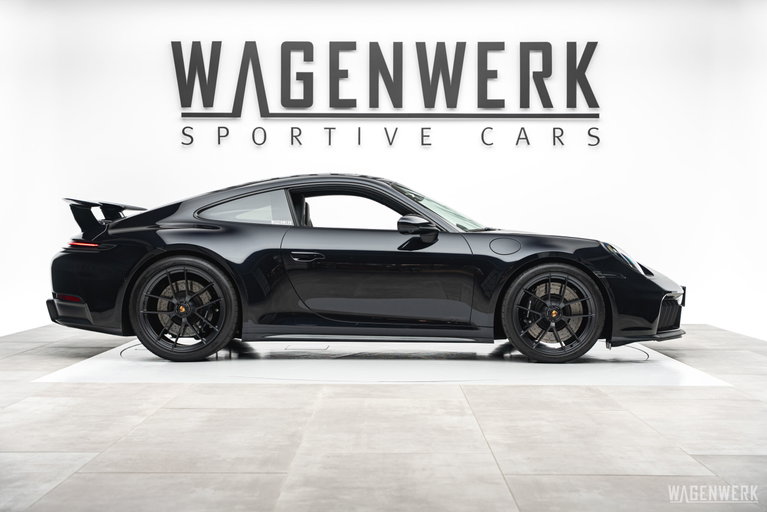 Porsche 992.2 Carrera GTS