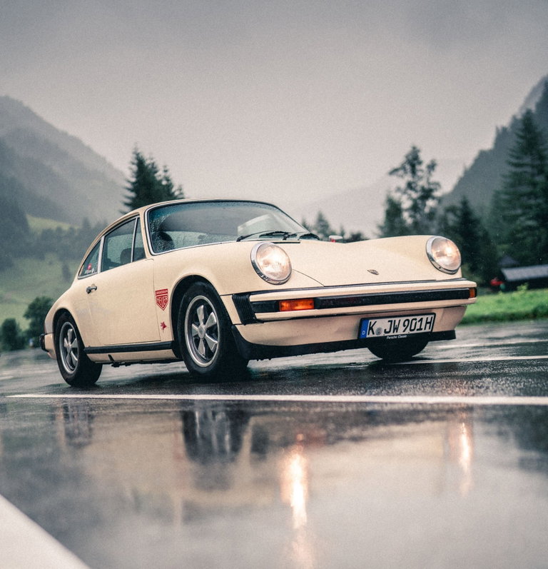 Porsche 911 S