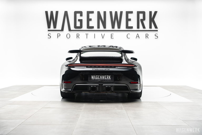 Porsche 992.2 Carrera GTS
