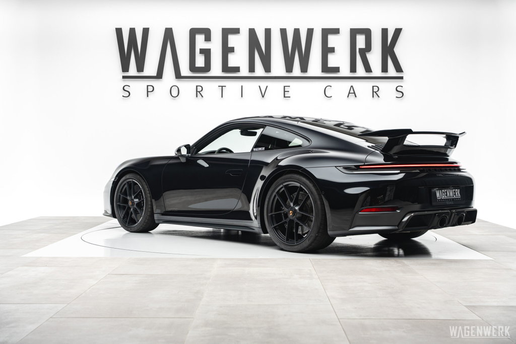 Porsche 992.2 Carrera GTS