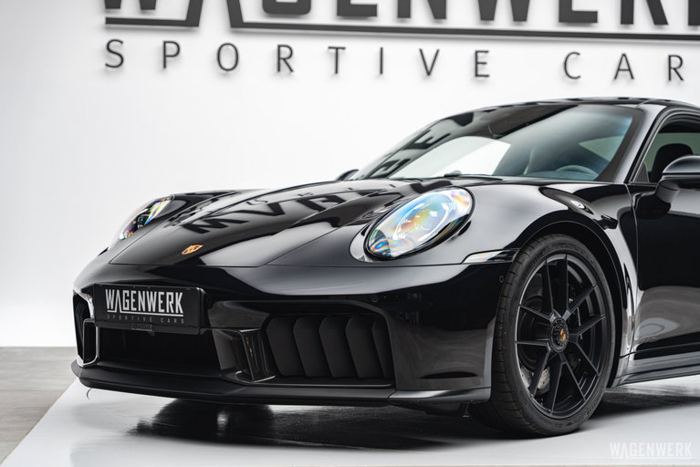 Porsche 992.2 Carrera GTS