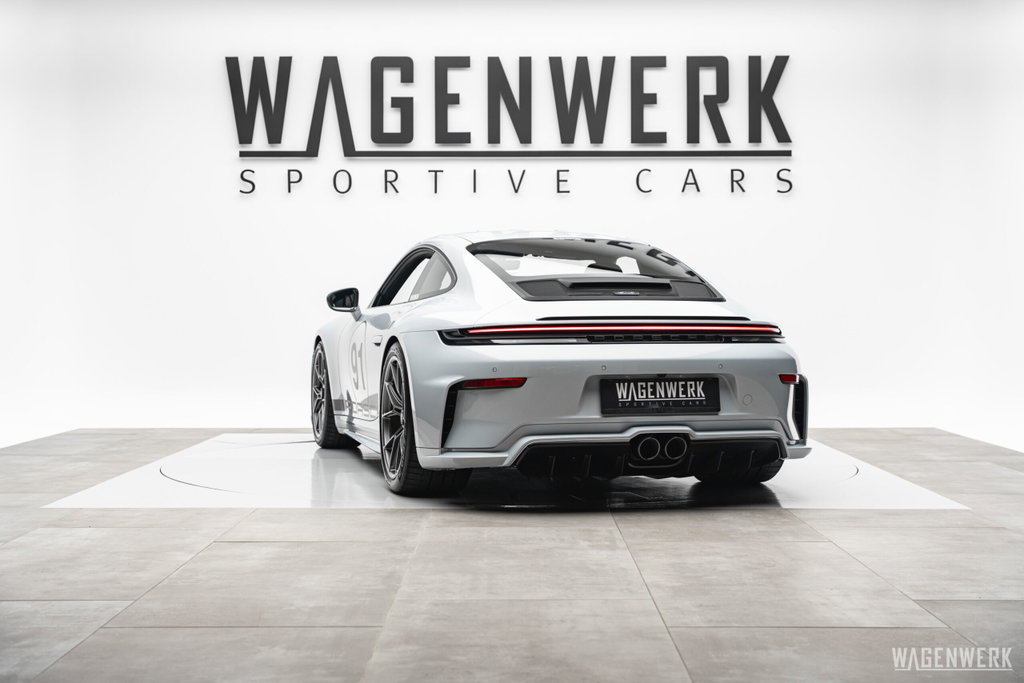 Porsche 992.2 GT3 Touring