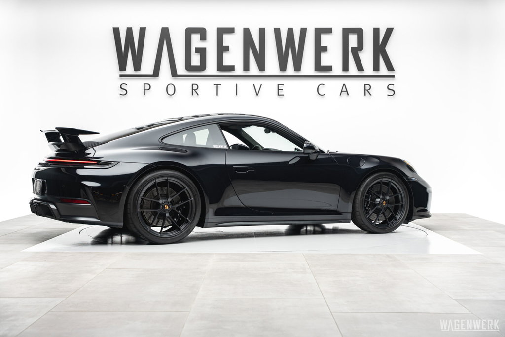 Porsche 992.2 Carrera GTS
