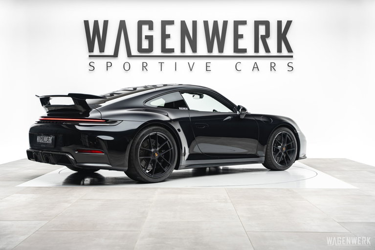 Porsche 992.2 Carrera GTS