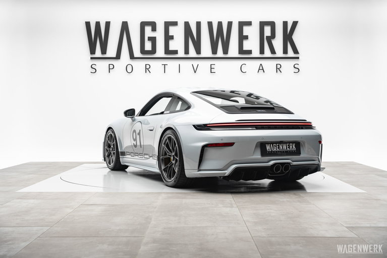 Porsche 992.2 GT3 Touring