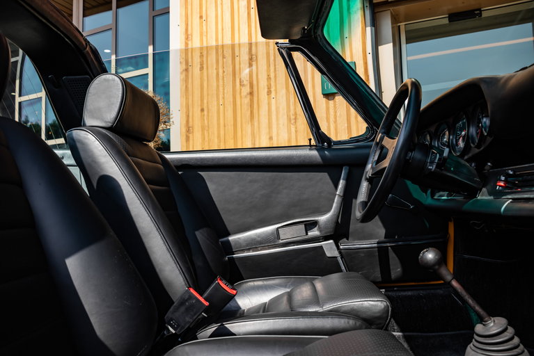 Porsche 911 S (F-Modell)