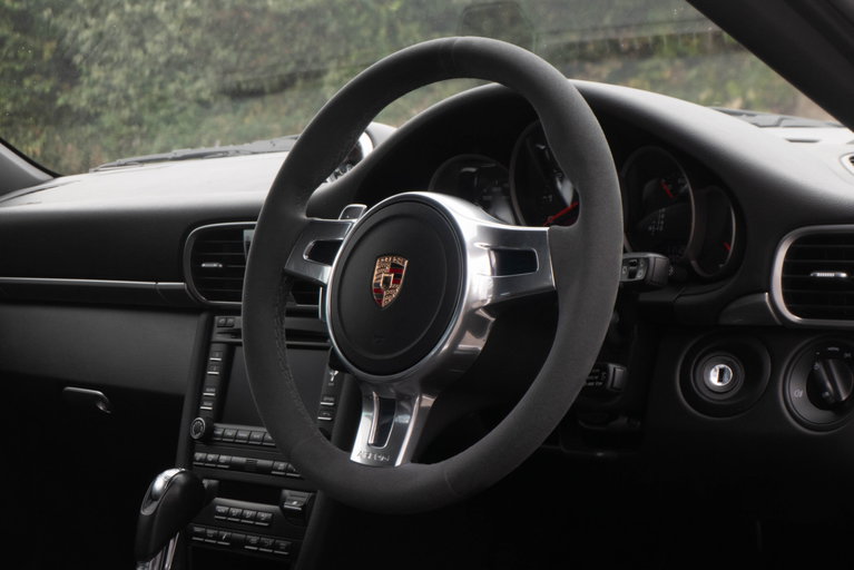 Porsche 997.2 Carrera GTS