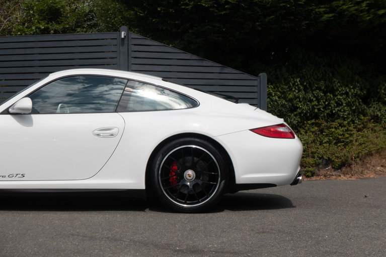 Porsche 997.2 Carrera GTS