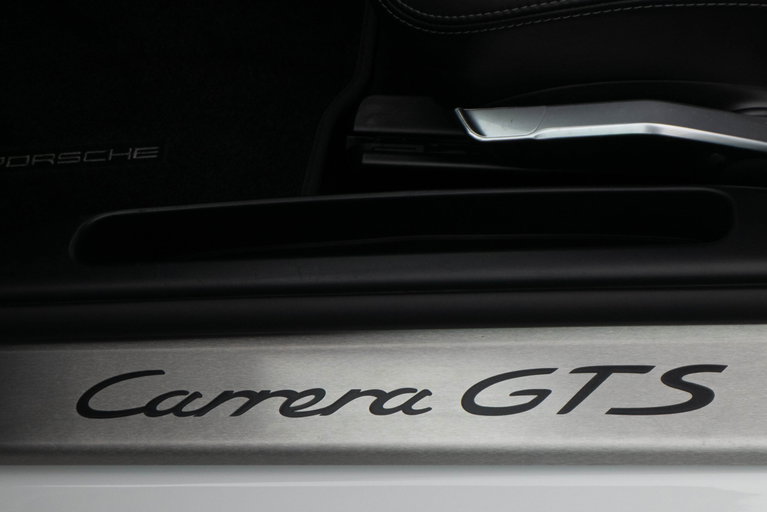 Porsche 997.2 Carrera GTS