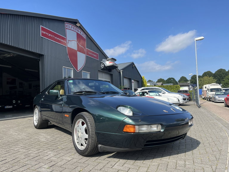 Porsche 928 S4