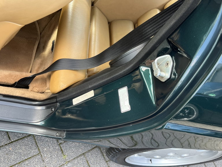 Porsche 928 S4